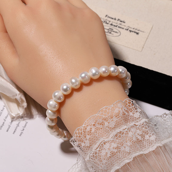 Brățară cu perle, realizată manual, design geometric, stil office fashion, pentru femei