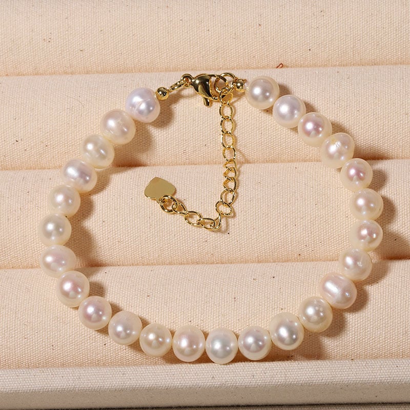 Brățară cu perle, realizată manual, design geometric, stil office fashion, pentru femei