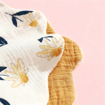 Baby Bib, Grade A Cotton Gauze, Soft Cartoon Pattern, Waterproof, for Infants and Toddlers (0-3 years)