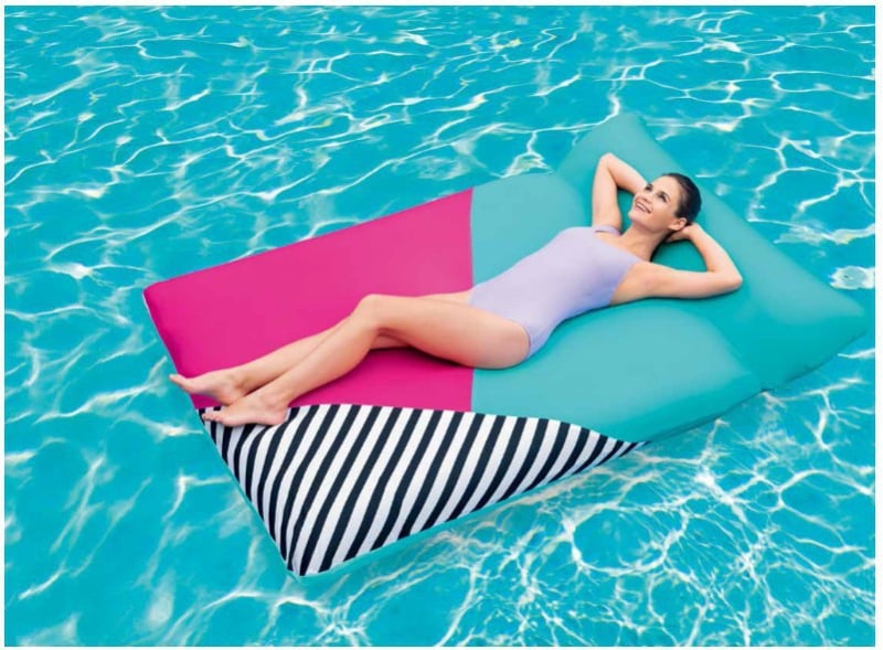 Pūšamais dubultais ūdens krēsls ar varavīksnes rakstu un gaisa spilvenu, no videi draudzīga PVC