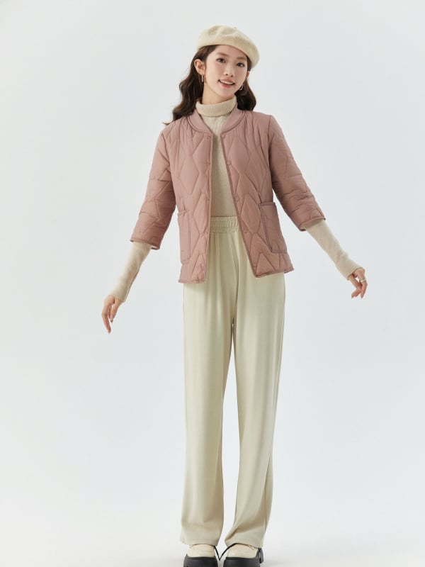 Sieviešu kokvilnas mētelis ar flīsa odere, ārējais neilons, pildījums zīdam līdzīga šķiedra, 3/4 piedurknes