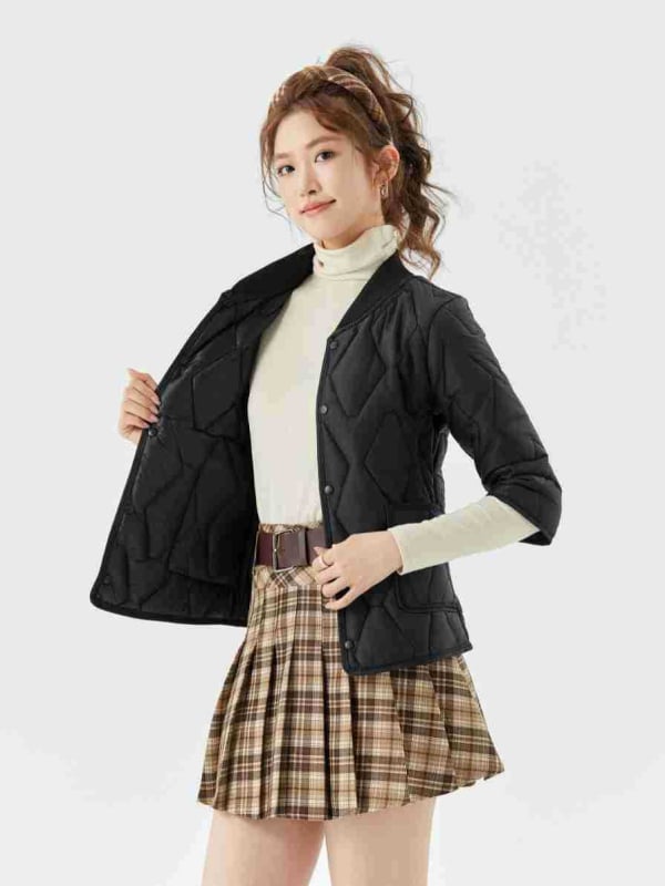 Sieviešu kokvilnas mētelis ar flīsa odere, ārējais neilons, pildījums zīdam līdzīga šķiedra, 3/4 piedurknes