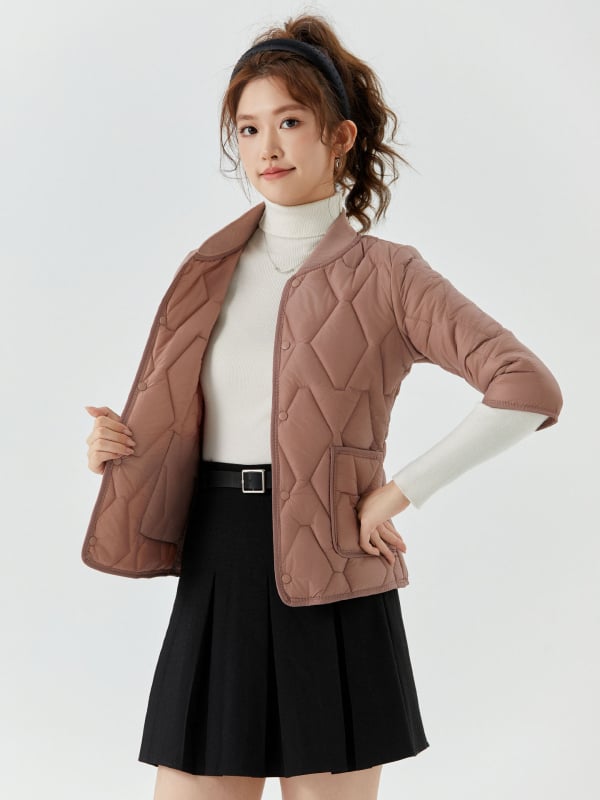 Sieviešu kokvilnas mētelis ar flīsa odere, ārējais neilons, pildījums zīdam līdzīga šķiedra, 3/4 piedurknes