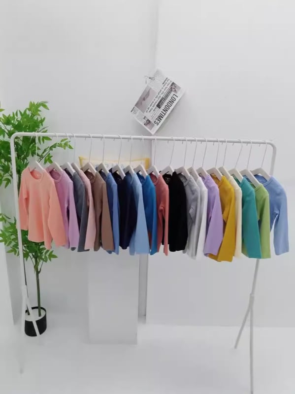 Vaikiškas apatinis marškinėlis, korejiečių stilius, ilgos rankovės, vienos spalvos, 95% medvilnė, 3–8 metų vaikams, žiemos–pavasario–rudens sezonai