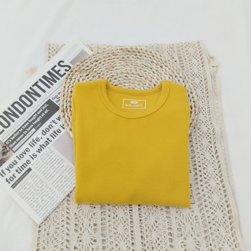 Vaikiškas apatinis marškinėlis, korejiečių stilius, ilgos rankovės, vienos spalvos, 95% medvilnė, 3–8 metų vaikams, žiemos–pavasario–rudens sezonai