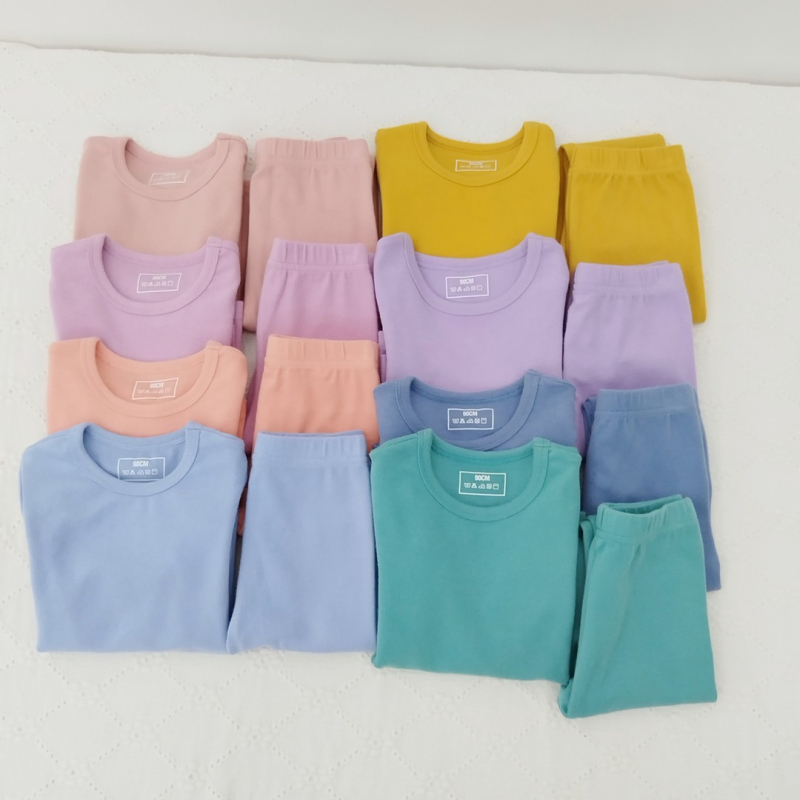 Vaikiškas apatinis marškinėlis, korejiečių stilius, ilgos rankovės, vienos spalvos, 95% medvilnė, 3–8 metų vaikams, žiemos–pavasario–rudens sezonai