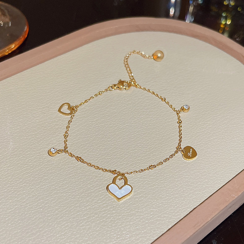 Brățară pentru femei din oțel de titan, cu motiv inimă și fluture — de înaltă clasă, placare electroplată, bijuterii de modă elegante, cadou pentru călătorii