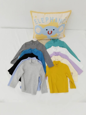 Детски топ с дълги ръкави и стойка яка, минималистичен стил, 95% памук, brushed обработка за мекота, солиден модел, подходящ за зимно-есенна и пролетна носене, за деца над 8 години