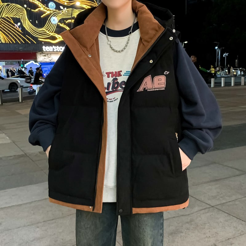 Fiatalos stílusú kapucnis mellény, laza szabás, cipzár, geometriai mintázat, tavasz–ősz