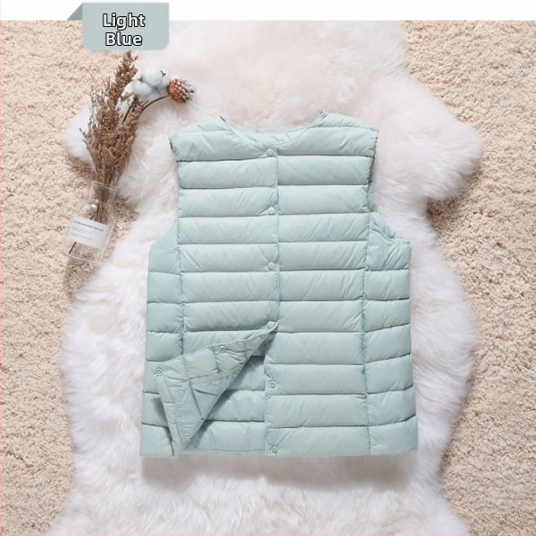 Pūkinė liemenė, lengvas Chenille audinys, baltų ančių pūkų užpildas, siaura silueta, apvali kaklo iškirptė