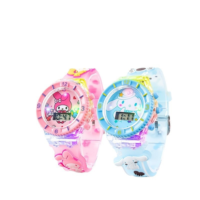 Elektroniline laste kell valguse ja muusikaga, multikas kujundus; liikumise tüüp: elektrooniline; veekindlus: ei; korpuse materjal: plastik; rihma materjal: plastik; peegli materjal: plastik