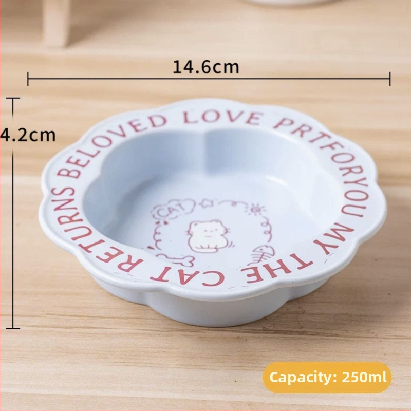 Керамична купичка за хранене на домашни любимци с дантелена шарка и високи крака – подходяща за котки