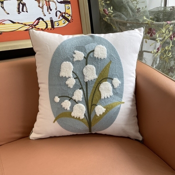 Jastučnica s cvjetnim izvezom od pamuka, u novokineskom stilu (pamuk, Vezenje, Cvjetni uzorak)