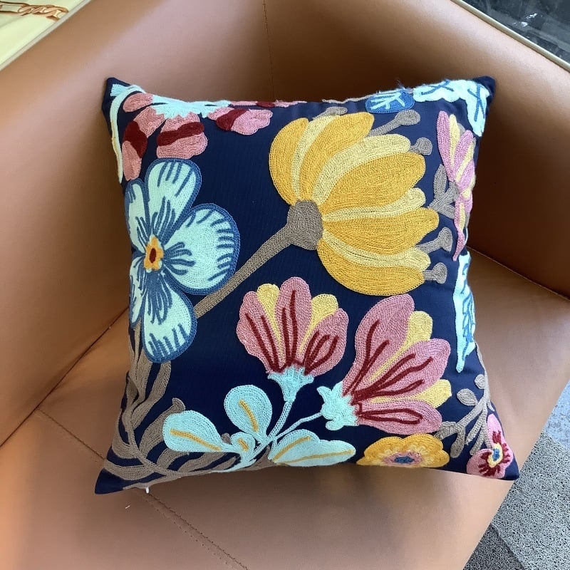 Jastučnica s cvjetnim izvezom od pamuka, u novokineskom stilu (pamuk, Vezenje, Cvjetni uzorak)