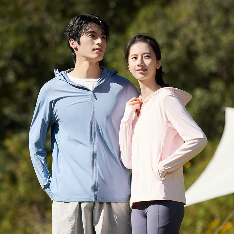 Unisex striukė su gobtuvu, lengva UV apsauga UPF50+, Ice Silk nailonas, dryžių raštas, įprastas kirpimas