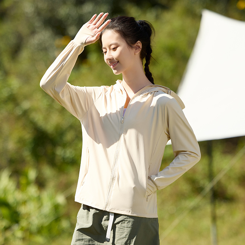 Unisex striukė su gobtuvu, lengva UV apsauga UPF50+, Ice Silk nailonas, dryžių raštas, įprastas kirpimas