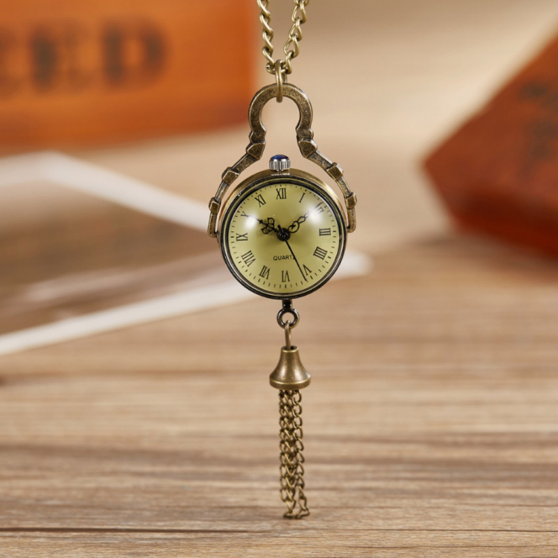 Retro velosipēdu kvarts kabatas pulkstenis ar kulonu, korpuss sakausējuma, 20 m ūdensizturība, parasts stikls