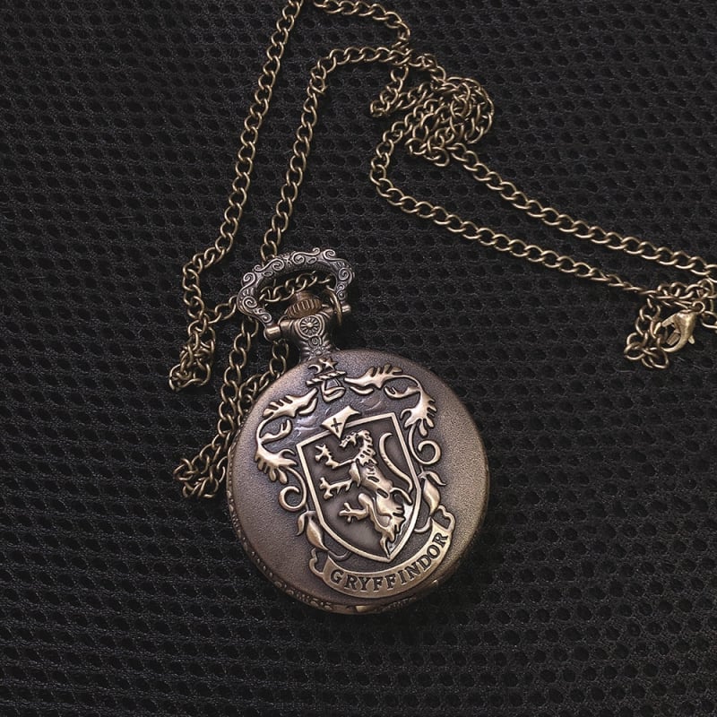 Kabatas pulkstenis ar atveramu vāciņu, retro stilā, kvarta mehānisms, sakausējuma korpuss, kulona dizains, skolēniem un bērniem