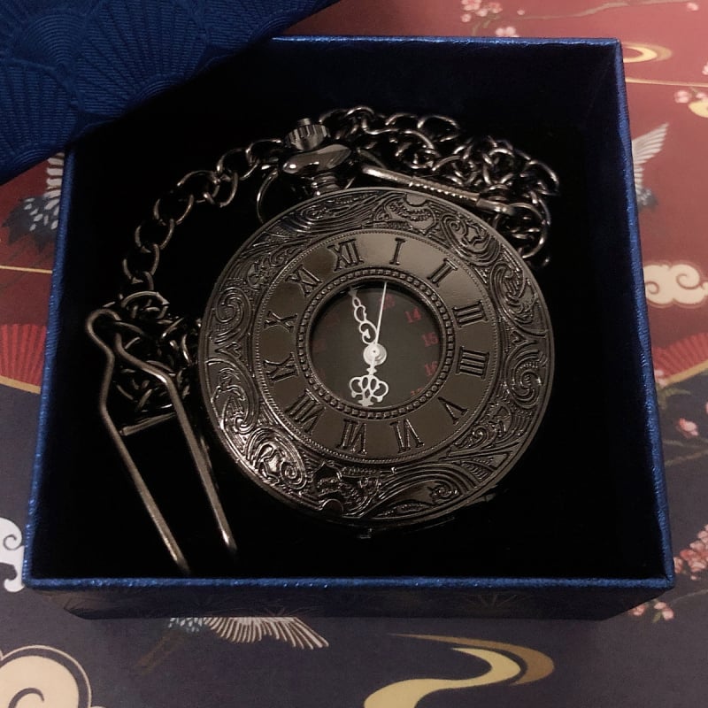 Kabatas pulkstenis ar atveramu vāciņu, retro stilā, kvarta mehānisms, sakausējuma korpuss, kulona dizains, skolēniem un bērniem