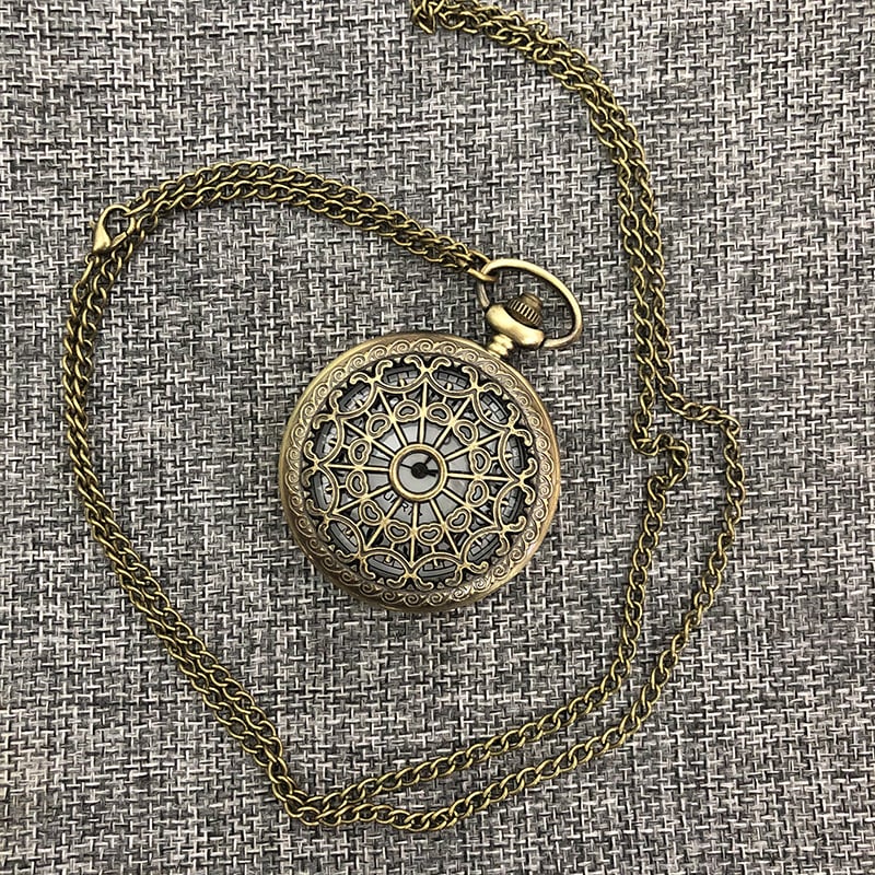 Kabatas pulkstenis ar atveramu vāciņu, retro stilā, kvarta mehānisms, sakausējuma korpuss, kulona dizains, skolēniem un bērniem