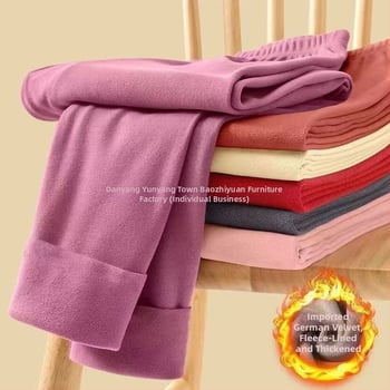 Unisex termo legingi, ar fleece iekšējo odere, trīs slāņu bezšuvēm, akrila šķiedra, īpaši bieza 501–600 g/m²