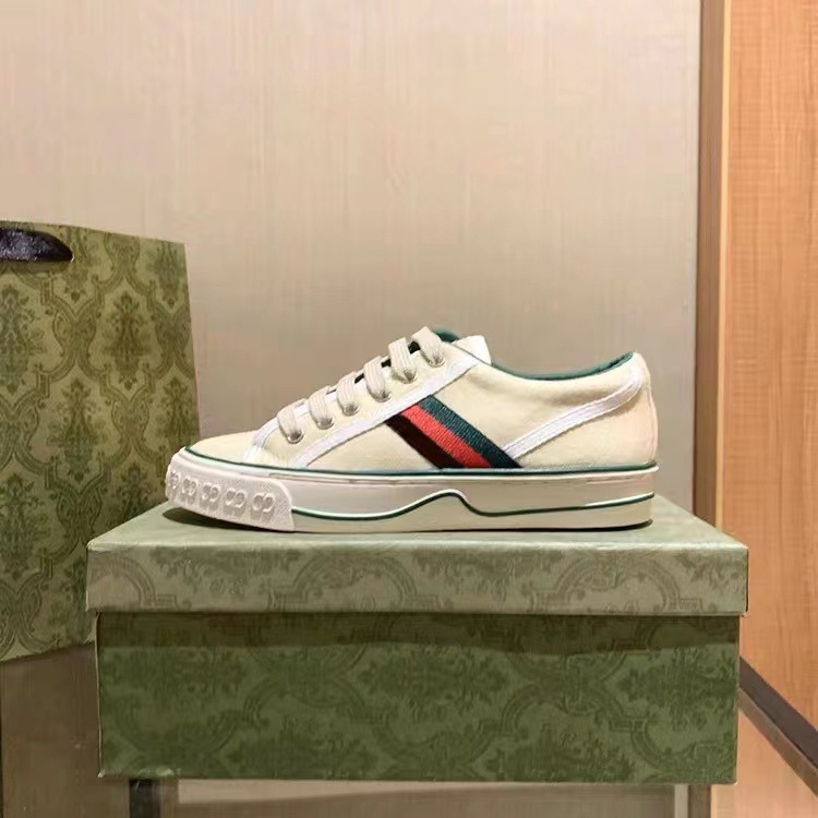 Adidași din pânză unisex, talie joasă, șireturi frontale, talpă din cauciuc antiderapant