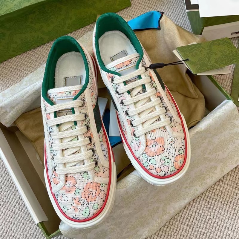 Adidași din pânză unisex, talie joasă, șireturi frontale, talpă din cauciuc antiderapant