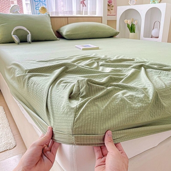 Set posteljine od dvostruko guste gaze – tri komada, od ice silk, twill tkanina, bojenje vlaknima, ekološki prihvatljivo bojanje, prugasti uzorak, hotelski stil