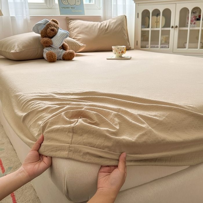 Set posteljine od dvostruko guste gaze – tri komada, od ice silk, twill tkanina, bojenje vlaknima, ekološki prihvatljivo bojanje, prugasti uzorak, hotelski stil