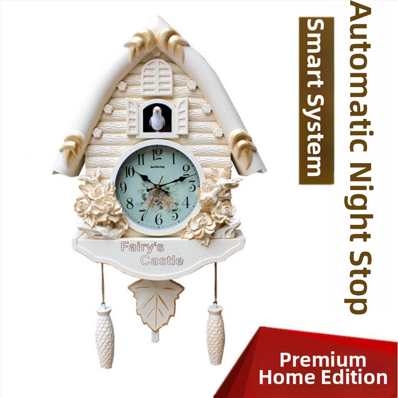 Karikatūras stila sienas pulkstenis ar Eiropas stila dizainu dzīvojamā istabā, ar lecamu sekundes kustību, ar bateriju darbību, safīra korpuss un kvarca stikla ciparnīca