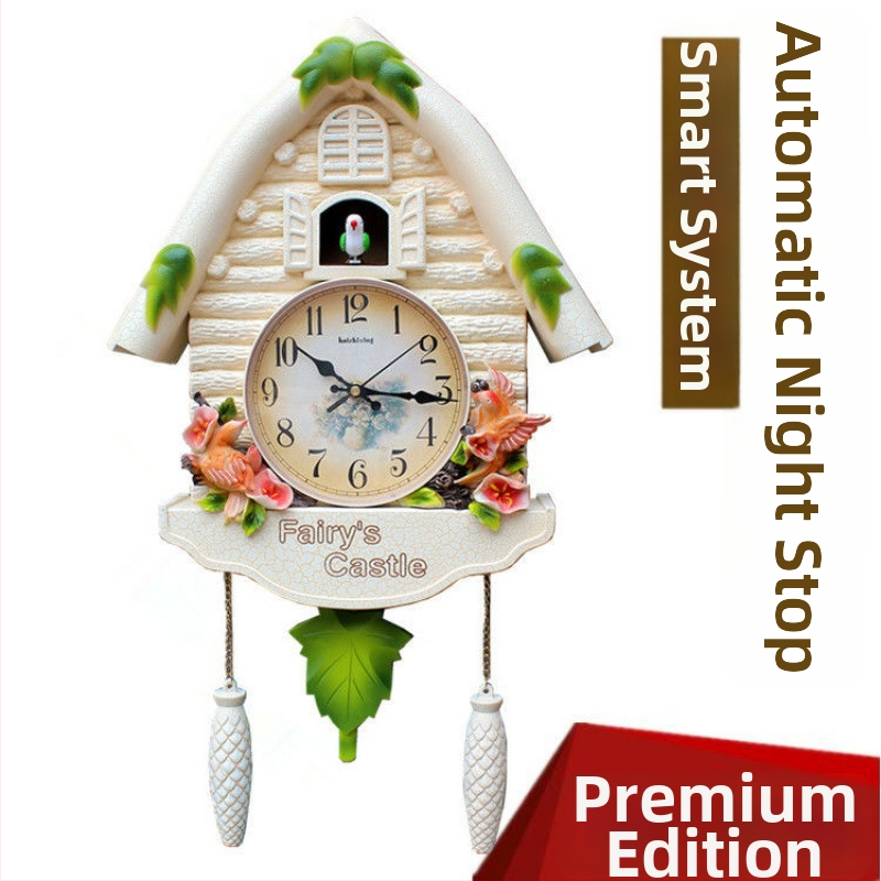 Karikatūras stila sienas pulkstenis ar Eiropas stila dizainu dzīvojamā istabā, ar lecamu sekundes kustību, ar bateriju darbību, safīra korpuss un kvarca stikla ciparnīca