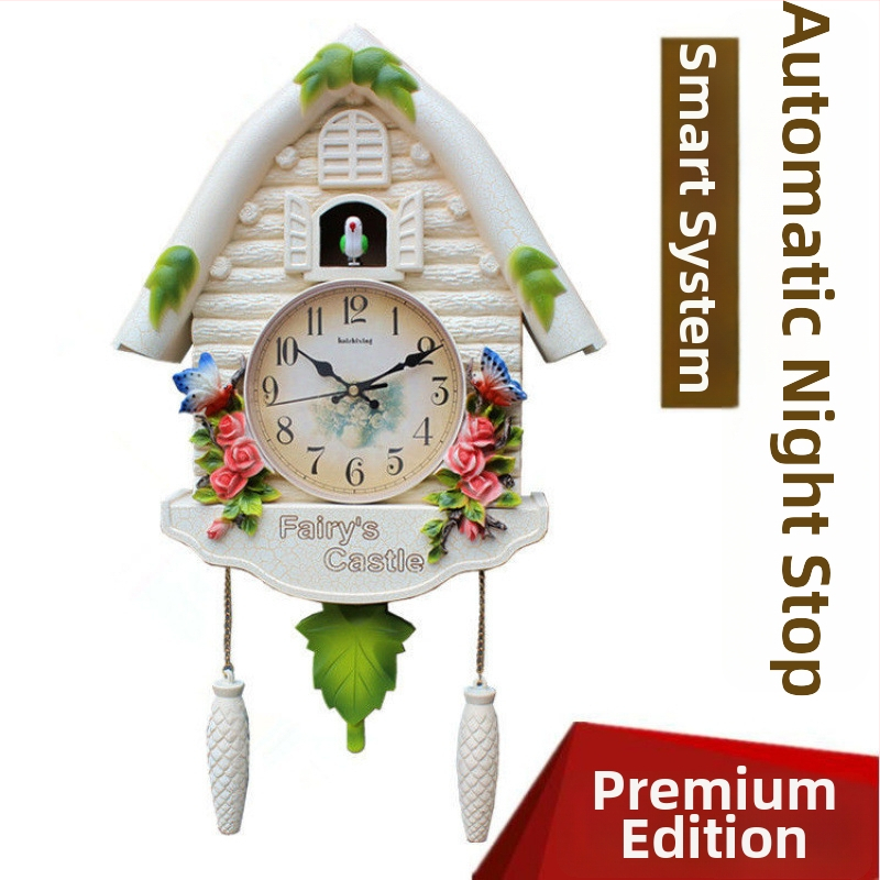 Karikatūras stila sienas pulkstenis ar Eiropas stila dizainu dzīvojamā istabā, ar lecamu sekundes kustību, ar bateriju darbību, safīra korpuss un kvarca stikla ciparnīca