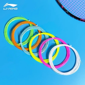 Li Ning badmintona raketes trosīte – neilona šķiedra, augsta elastība, izturība