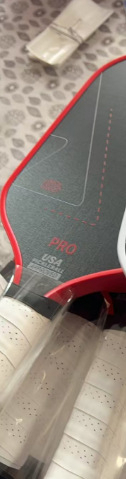 Karbonska pickleball reketa, Yining, težina 240 g, materijal: karbonska vlakna