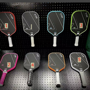 Karbonska pickleball reketa, Yining, težina 240 g, materijal: karbonska vlakna