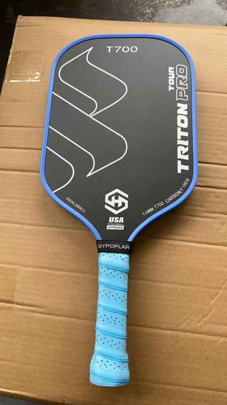 Karbonska pickleball reketa, Yining, težina 240 g, materijal: karbonska vlakna