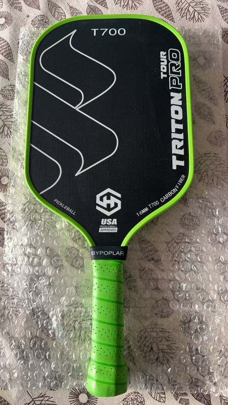 Karbonska pickleball reketa, Yining, težina 240 g, materijal: karbonska vlakna