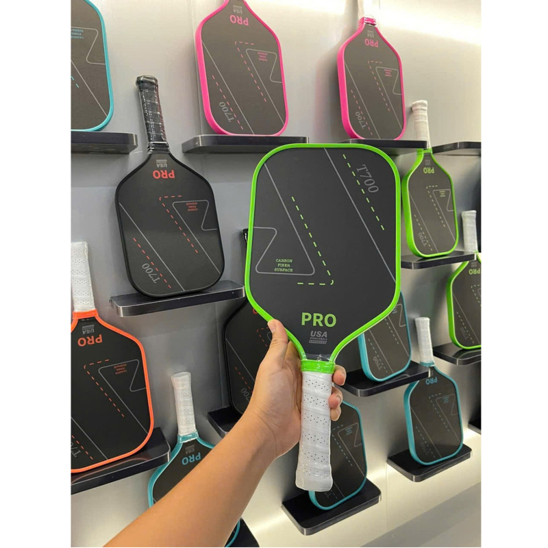 Karbonska pickleball reketa, Yining, težina 240 g, materijal: karbonska vlakna