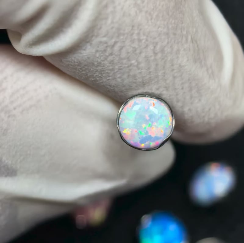 Piercing za usne – G23 titanijeva legura, obrada zirkonijom, geometrijski oblik, titanij kristal, unisex stil princeza