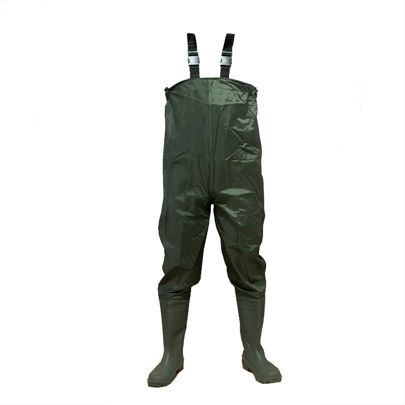 Vandeniui atsparus žvejybos kombinezonas su įmontuotomis batelėmis