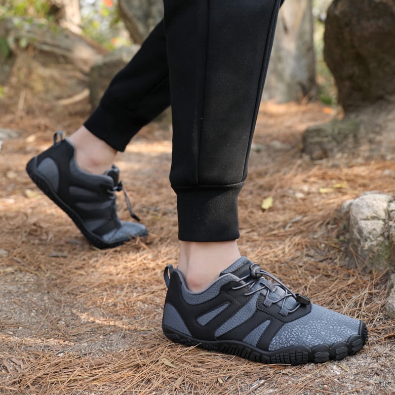 Unisex penkių pirštų žygiavimo batai, kvėpuojantis vidus iš tinklo, žemas viršus, užtrauktis su elastine juosta, atspari guminei padas