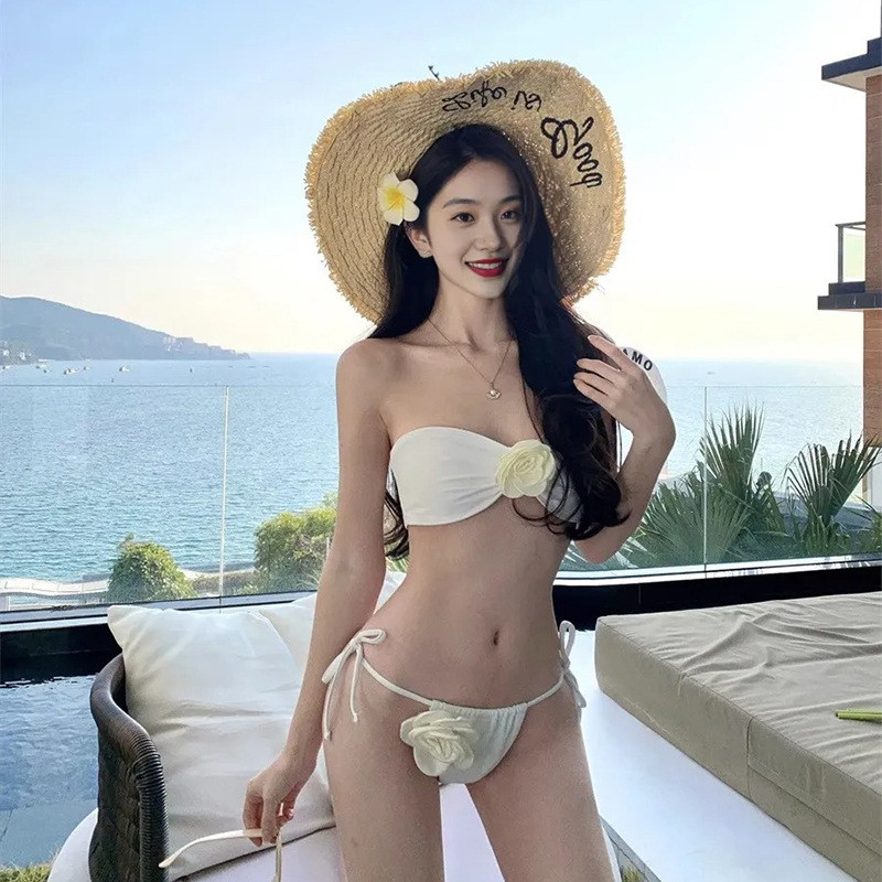 Sieviešu trīsdaļīgs peldkostīmu komplekts ar krūšu spilveniem, poliestera audums, vienkrāsains raksts, piemērots peldēšanai