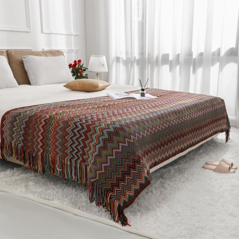 Kötött ágyvég takaró – skandináv stílus, geometriai mintázat, akril anyag, testreszabás elérhető, logó nyomtatás lehetséges