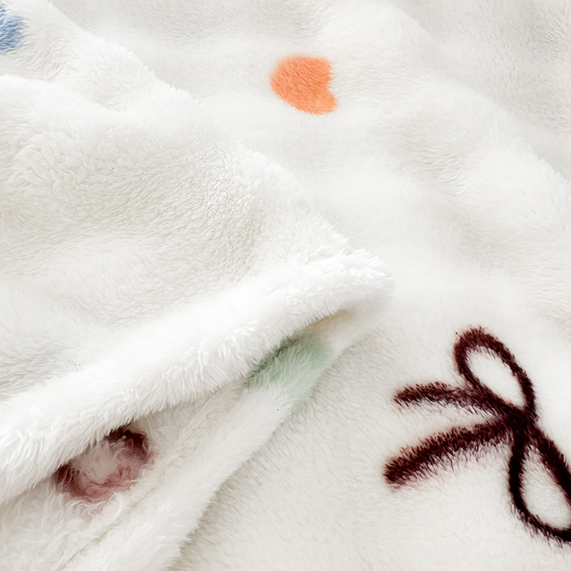 Ziemas fleece sega INS stils (Segas tips: Cits; Stils: INS stils; Gultas veļas apakšgrupa: Citas segas un flīsa segas; Produkta kvalitāte: Kvalificēts produkts)