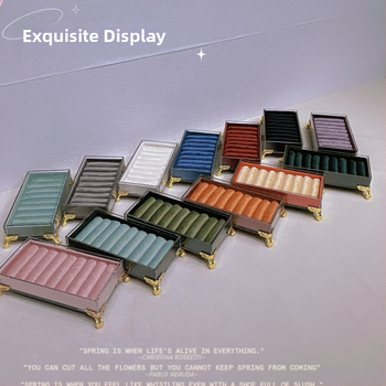 Akrila rotaslietu izstādīšanas statīvs — viengabala dizains, savienojuma konstrukcija, mākslinieciskais stils, Jin xiao, vasara 2024