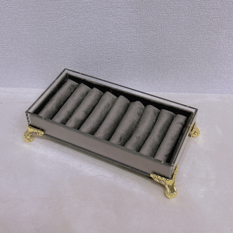 Akrila rotaslietu izstādīšanas statīvs — viengabala dizains, savienojuma konstrukcija, mākslinieciskais stils, Jin xiao, vasara 2024