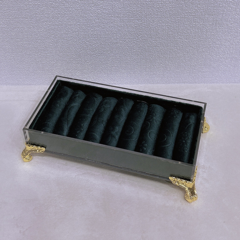 Akrila rotaslietu izstādīšanas statīvs — viengabala dizains, savienojuma konstrukcija, mākslinieciskais stils, Jin xiao, vasara 2024