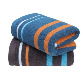 Set pamukovih ručnika | Marka Soft Card; Materijal: 100% pamuk; Niti: 32s; Pletenje: Žakard; Težina: 120–140 g