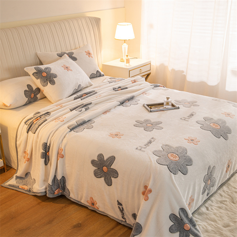 Poliestera sega ar karikatūru rakstu un sniegpārslām, četrsezonu izmantošanai, pielāgojama