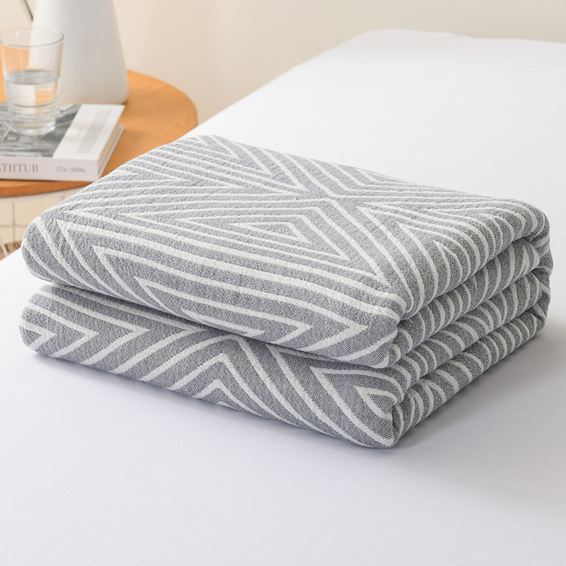 Kokvilnas dvieļu segu – vasaras dzesēšana, ģeometrisks raksts, reaktīvā krāsošana, 1,05–1,50 kg